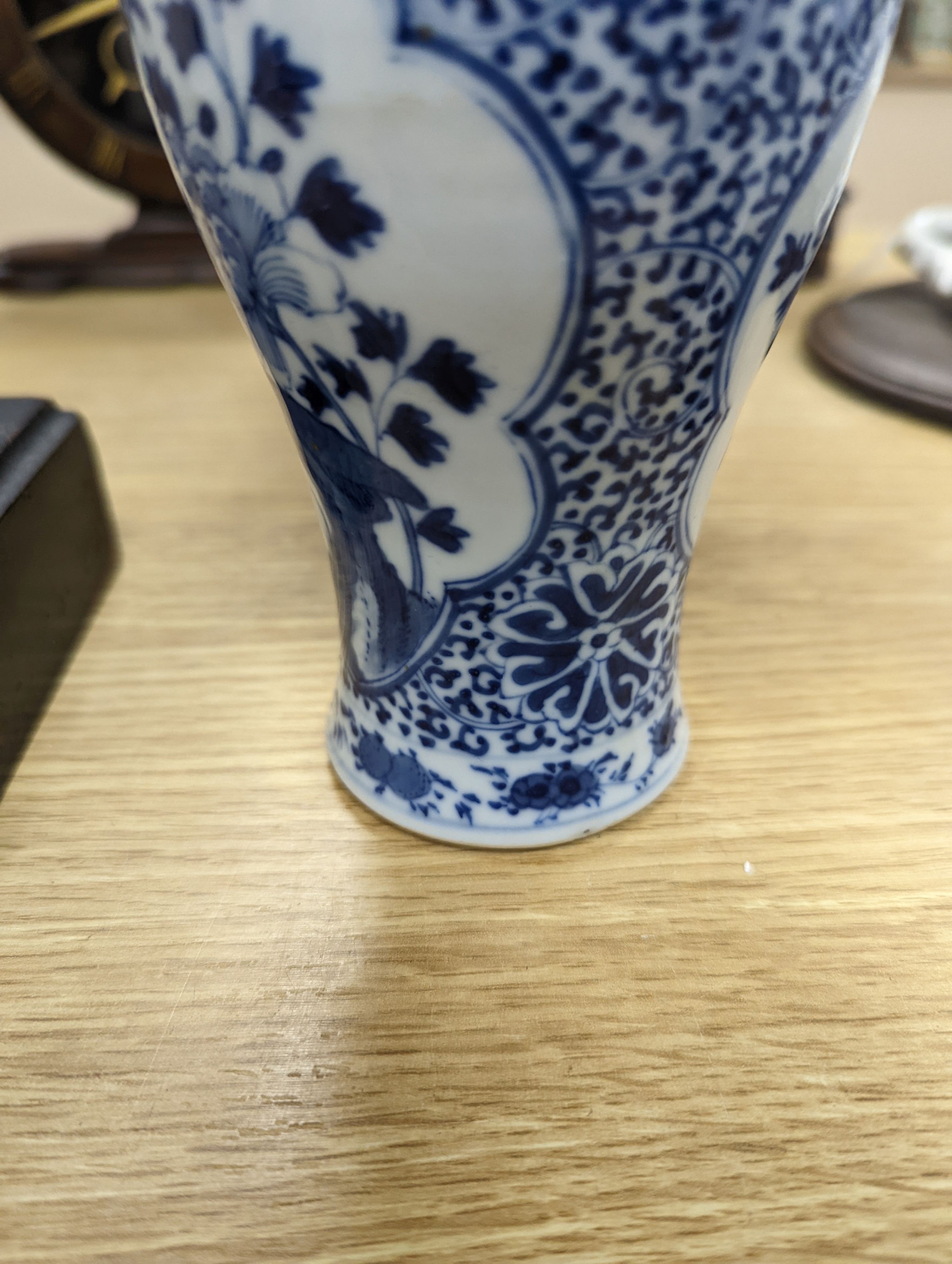 Three Chinese blue and white vases, late 19th/early 20th century, the tallest 19.5 cm